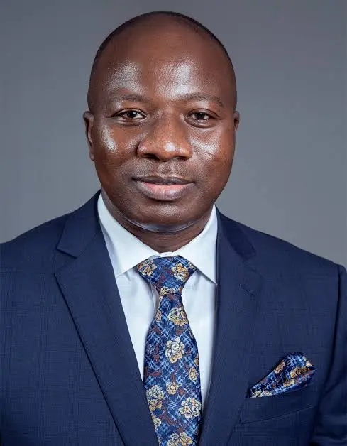 Mahama Ayariga