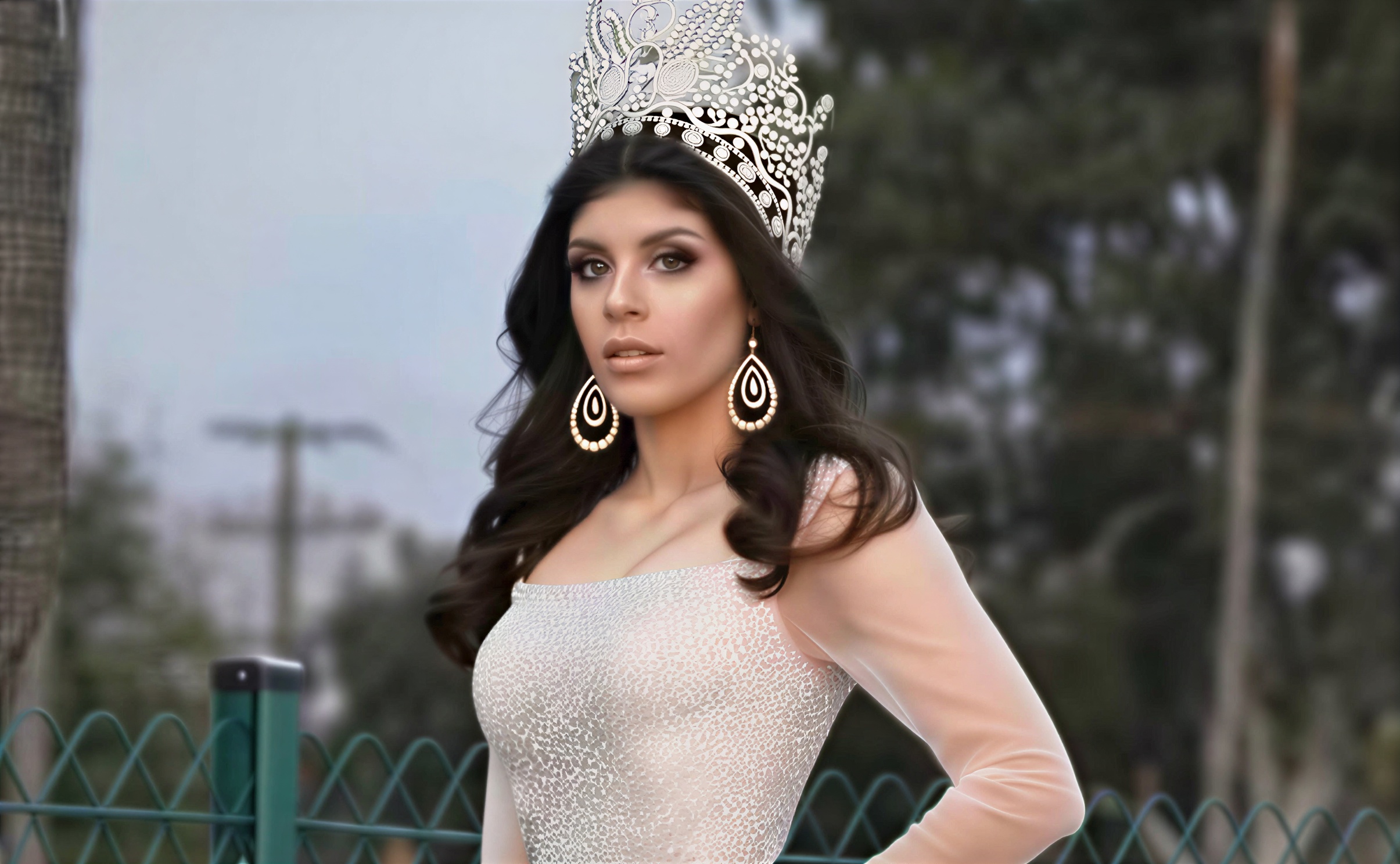 Miss Universe fatally shot by her mother-in-law . A Shocking Tale of Jealousy and Violence