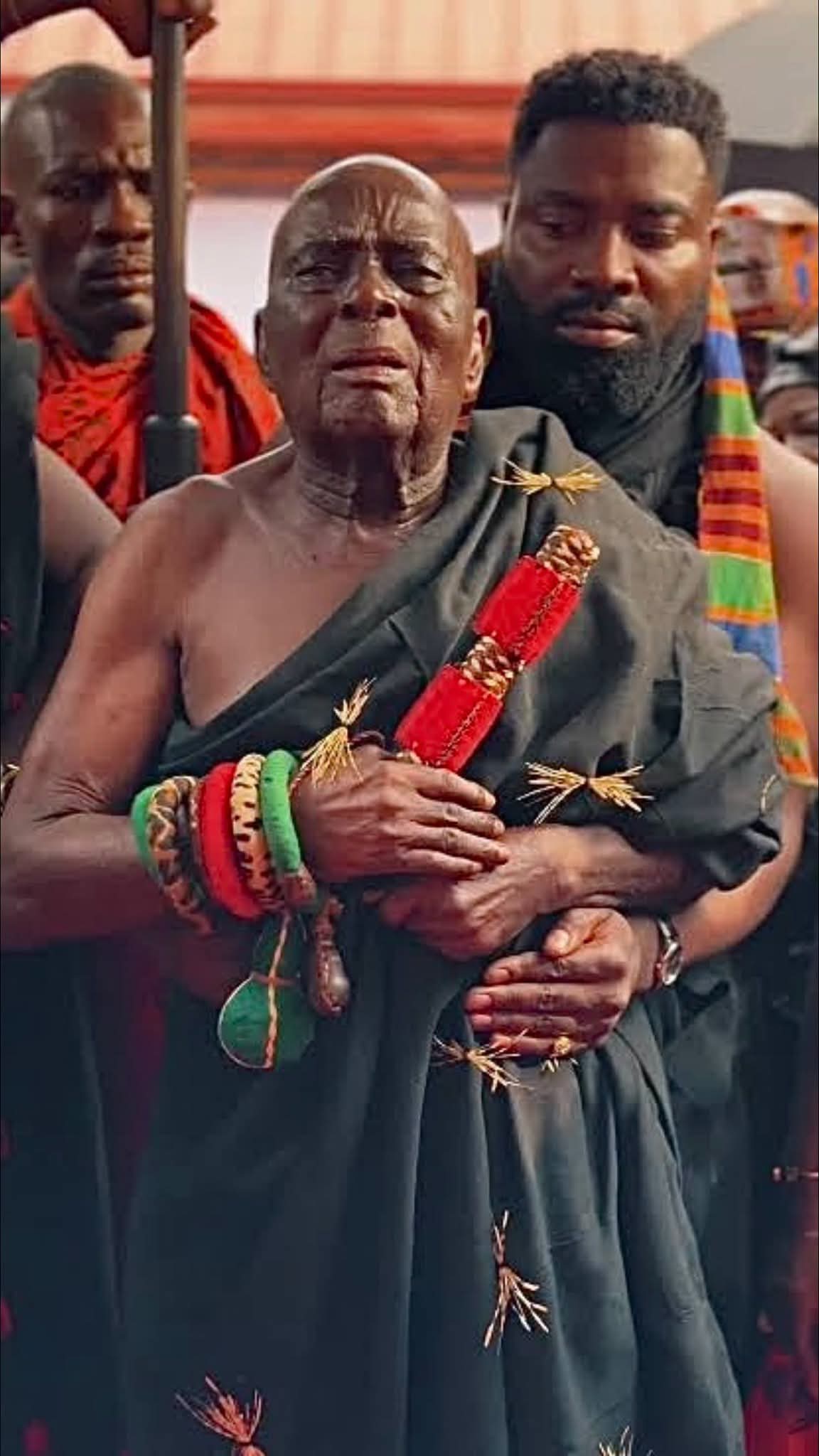 Asantehene Otumfuo Osei Tutu II destools Paramount Chief of Kanyase No.2