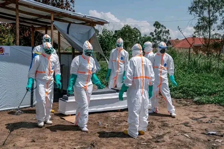 DR Congo health workers receive Ervebo vaccine as Ebola case escalates